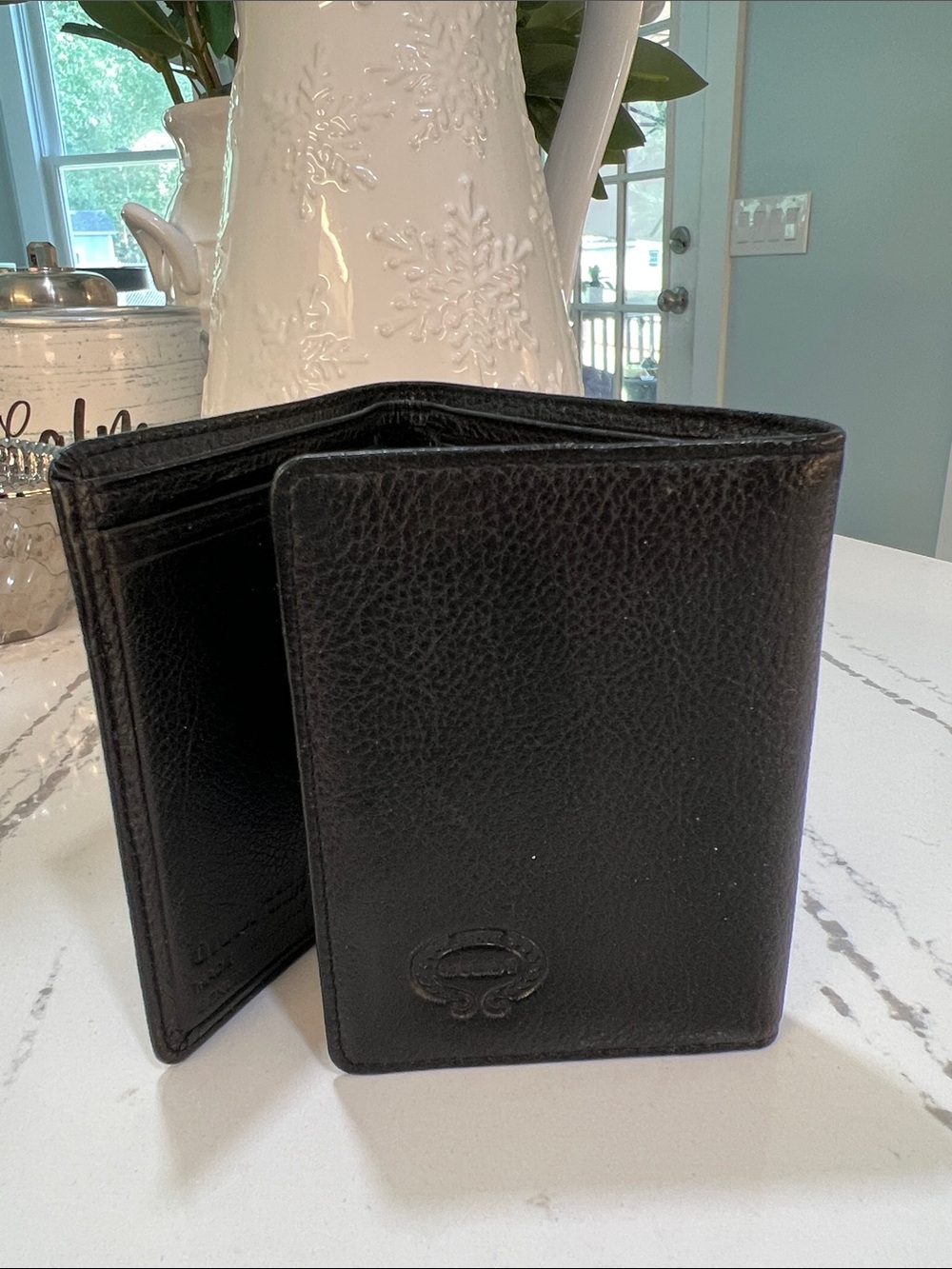 Giudi Made in Italy Genuine Leather Black Men's Trifold Wallet - Embossed Logo